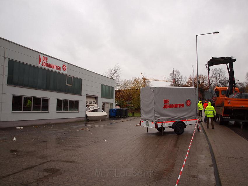 Dacheinsturz Johanniter Bergisch Gladbach Buchholzweg P04.JPG